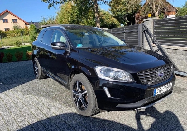 Volvo XC 60 cena 95000 przebieg: 147000, rok produkcji 2016 z Kraków małe 67